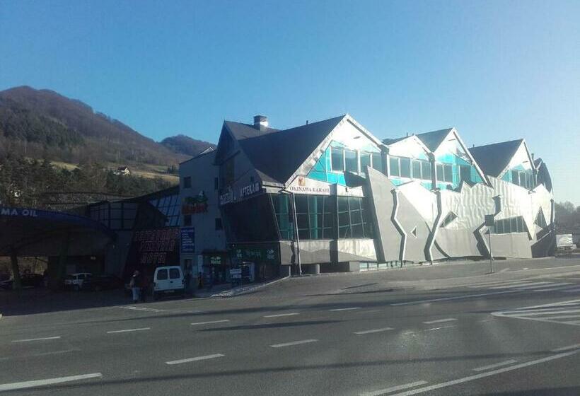 Мотель Zajazd Pod Zamkiem Rytro