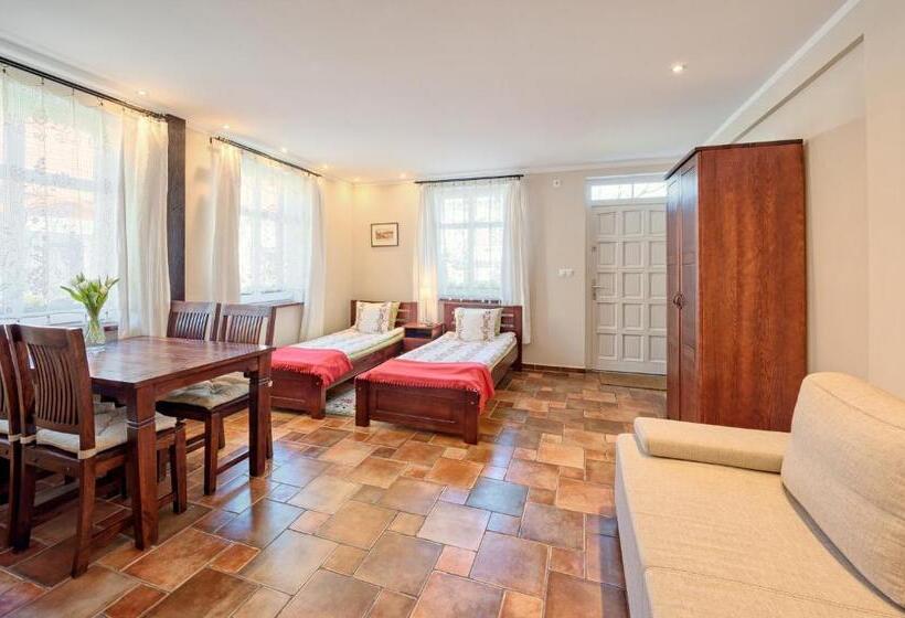 پانسیون Chata Rybacka Saule