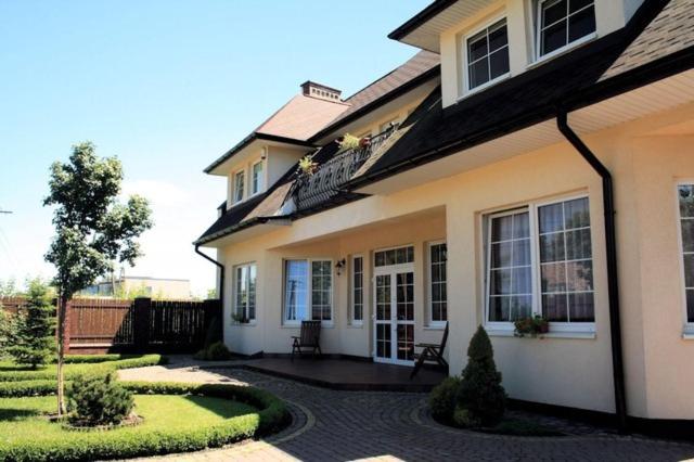 پانسیون Ik - Modlin Airport