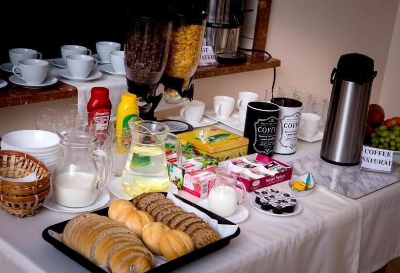 پانسیون Ik - Modlin Airport