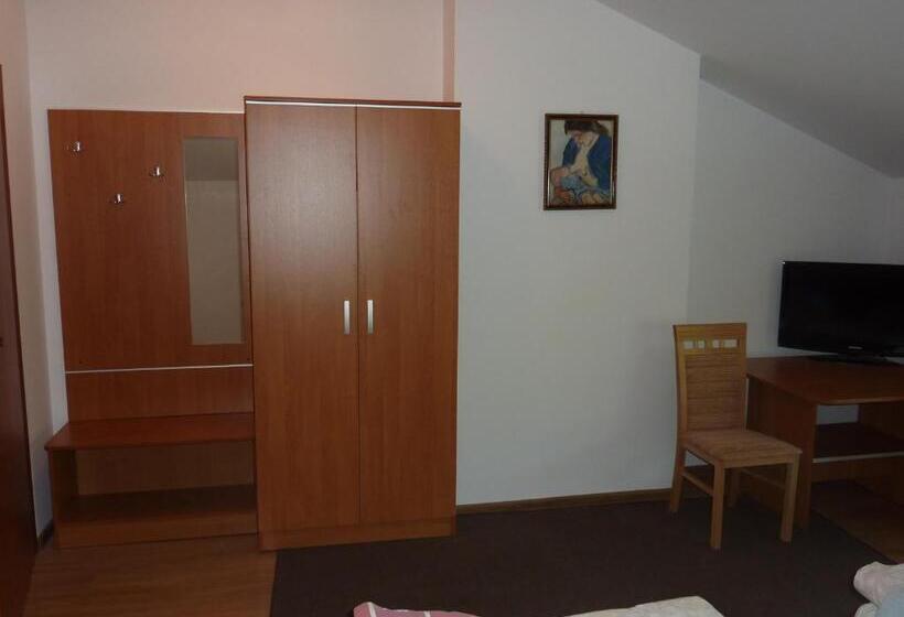 پانسیون Ik Na Zdrowiu