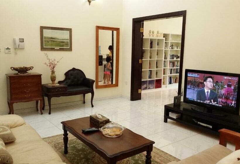 بنسيون Joy Guesthouse Abu Dhabi