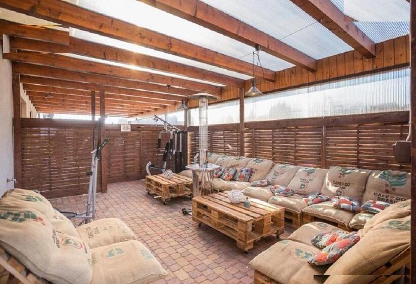 פנסיון Noclegi Nafali Rewa