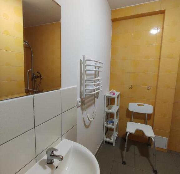 פנסיון Noclegi Nafali Rewa