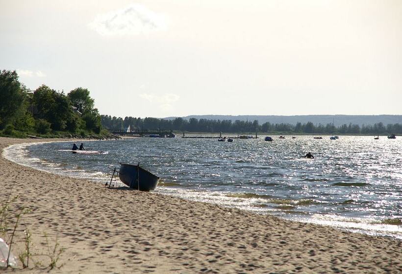 פנסיון Noclegi Nafali Rewa