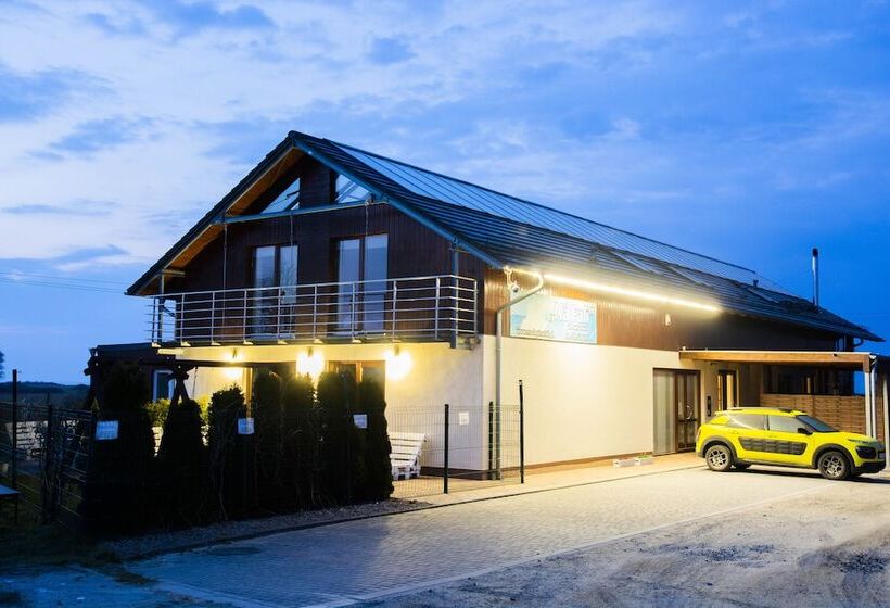 פנסיון Noclegi Nafali Rewa