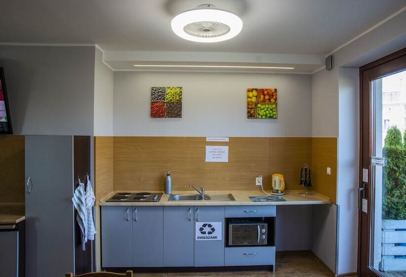 פנסיון Noclegi Nafali Rewa