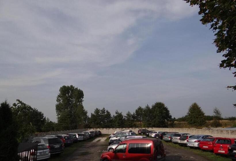 پانسیون Noclegi Airportpark
