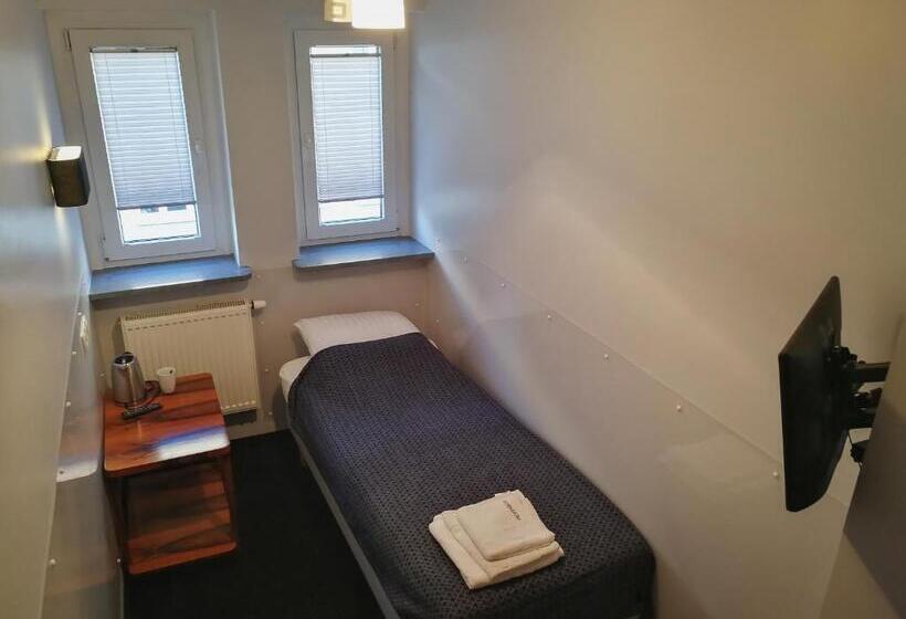 پانسیون Pentagos Centrum