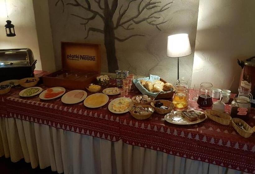 پانسیون Pentagos Centrum