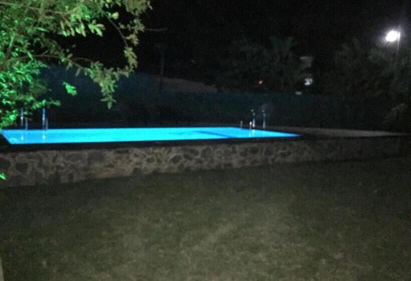 Пансион Relax Inn Hikkaduwa