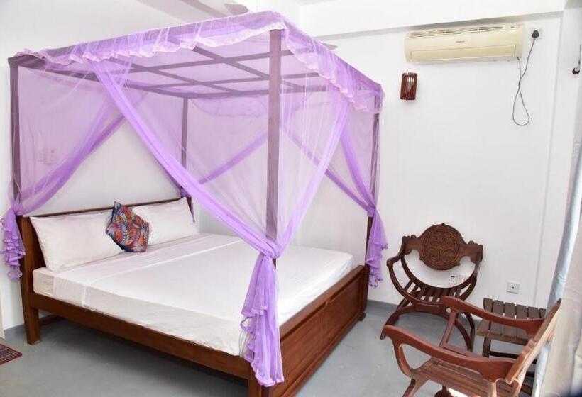 Пансион Relax Inn Hikkaduwa