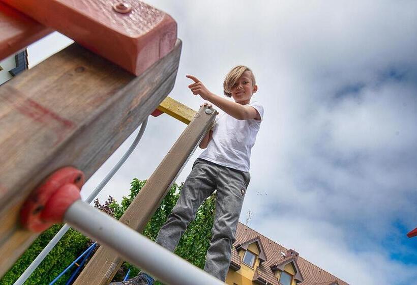 بنسيون Seo Rewal