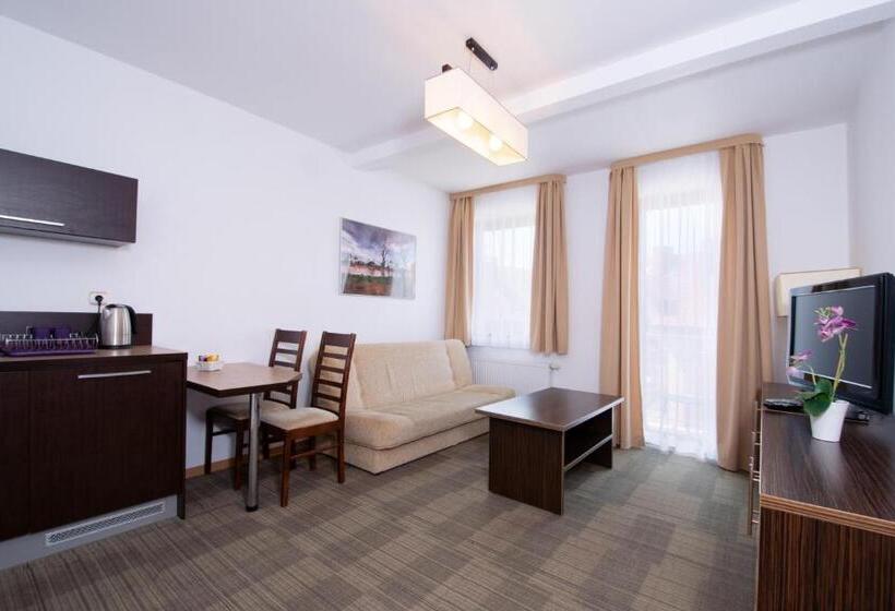 بنسيون Seo Rewal