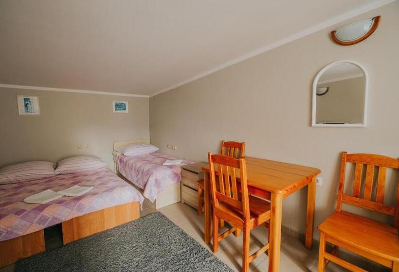 Пансион Willa Tina