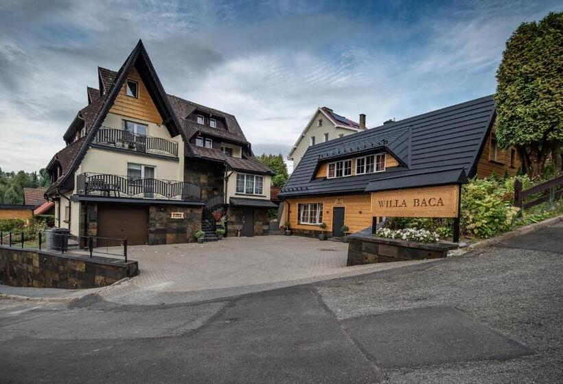 פנסיון Willa Baca