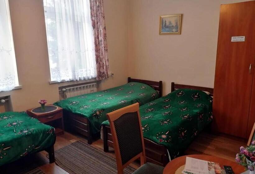 پانسیون Willa Pasja