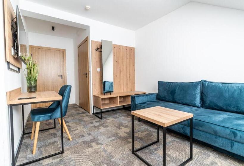 Pirat Hotel & Spa Hotel Z Basenem