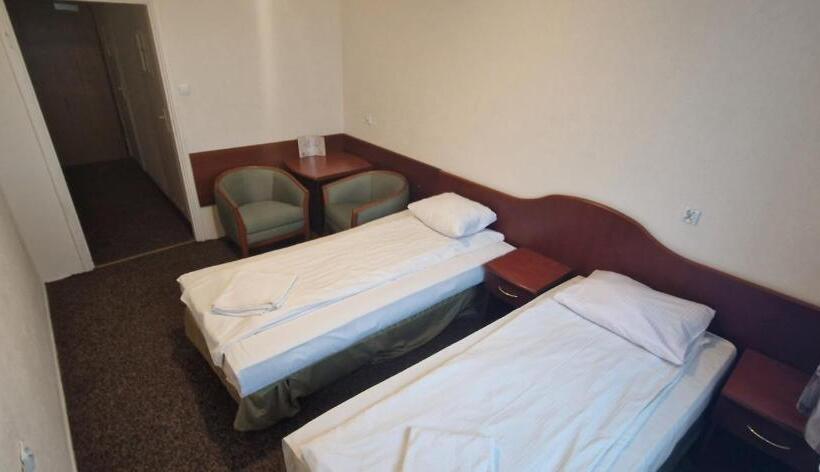 Pokoje Dom Turysty Sanok 24h