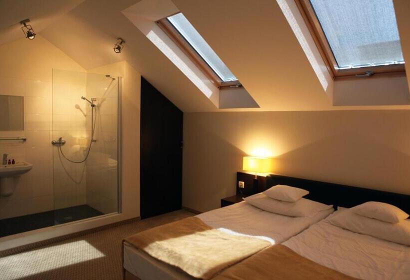 استراحتگاه 4 Pory Roku & Spa