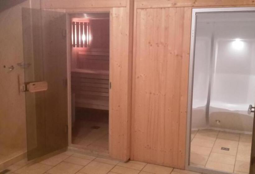 リゾートホテル Agal Zieleniec