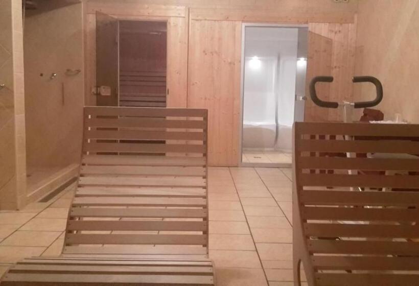 リゾートホテル Agal Zieleniec