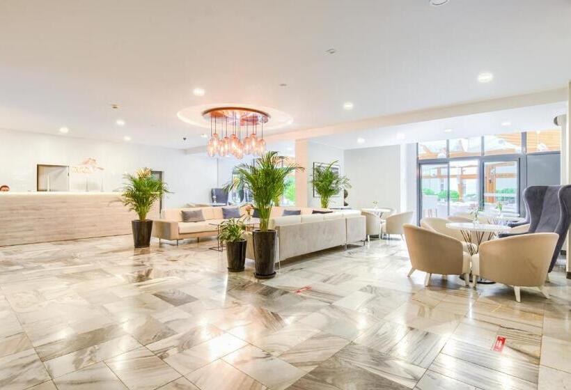 渡假胜地 Centrum Zdrowia I Wypoczynku Ikar