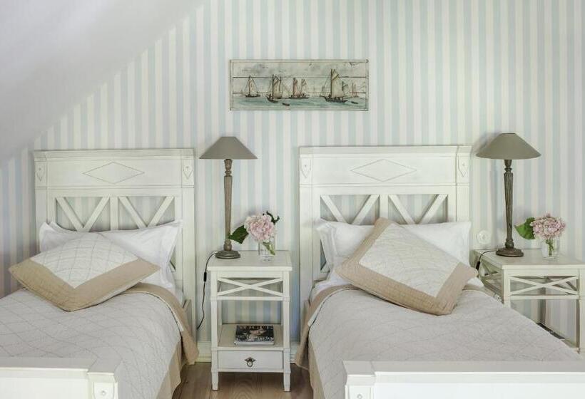 אתר נופש Ciekocinko Powozownia