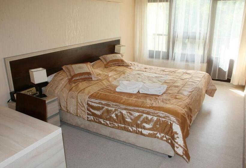 استراحتگاه Dom Wczasowy Jawor