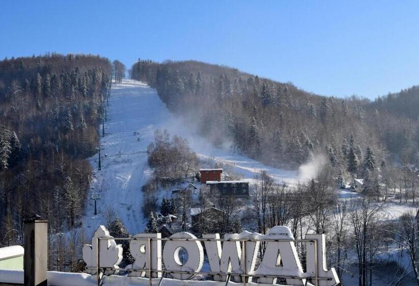 استراحتگاه Dom Wczasowy Jawor