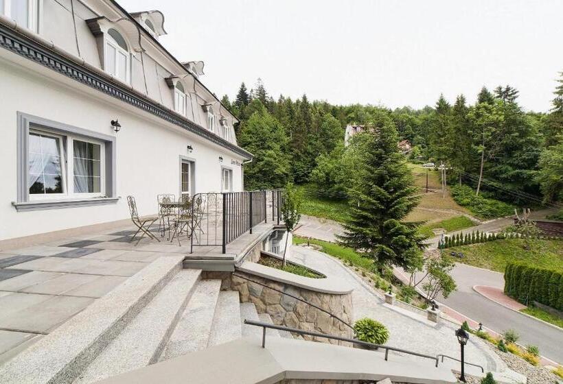 استراحتگاه Leśna Polana