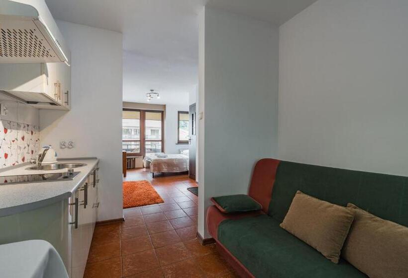 استراحتگاه Noclegi Abc