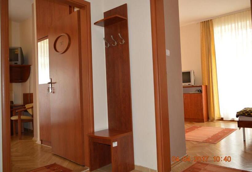 استراحتگاه Nowy Dom Zdrojowy