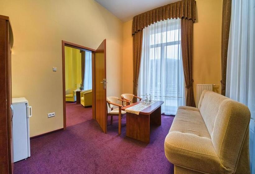 استراحتگاه Nowy Dom Zdrojowy