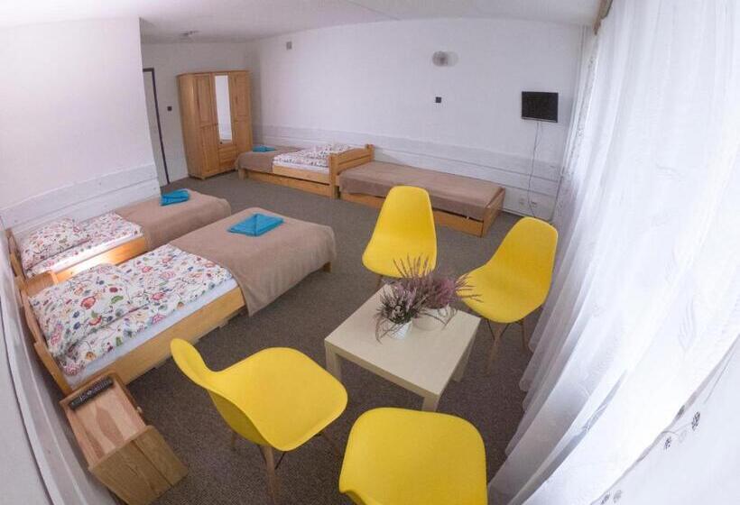 استراحتگاه Ośrodek Wczasowy Kłos