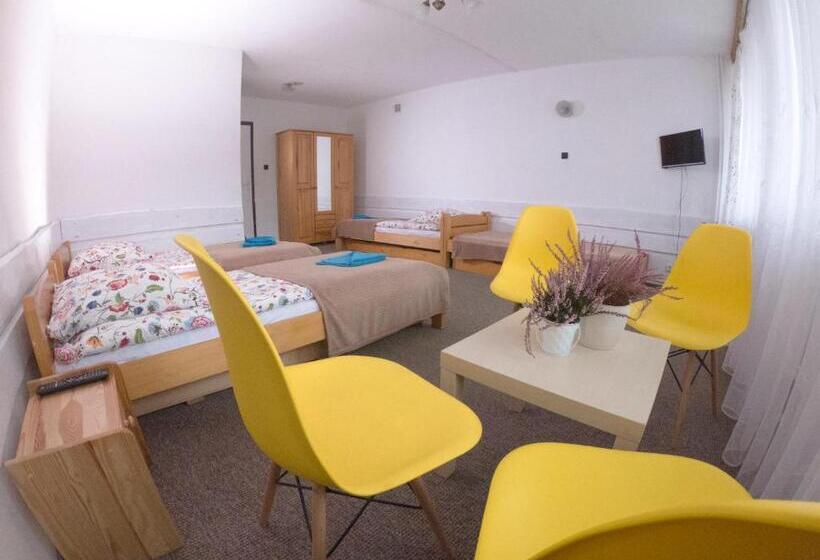 استراحتگاه Ośrodek Wczasowy Kłos