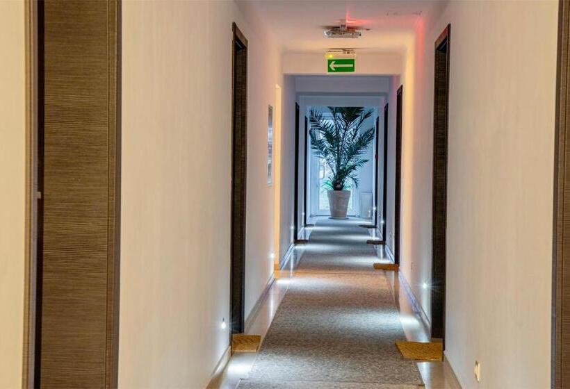 リゾートホテル Restauracja Joanna