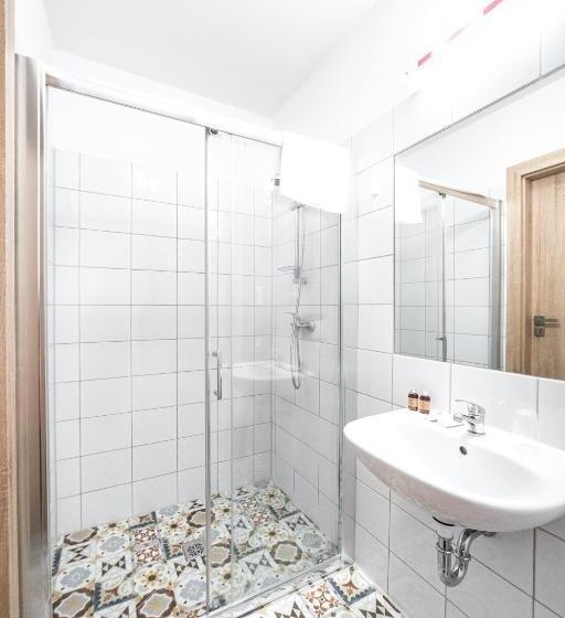 渡假胜地  Siesta