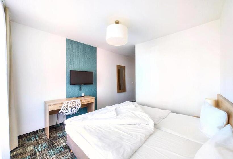 渡假胜地  Siesta