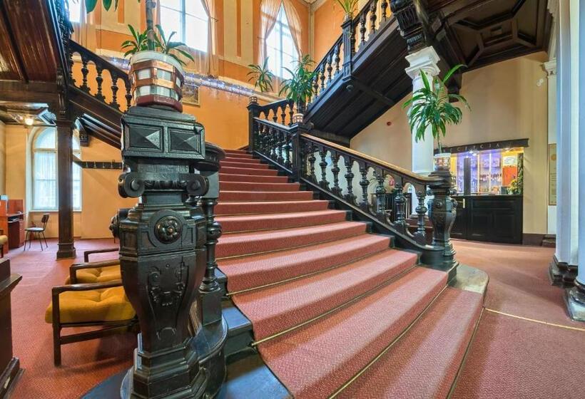 渡假胜地  Stary Dom Zdrojowy