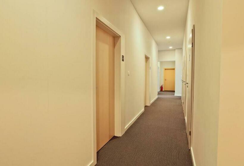 Sleep In Hostel & Apartments Stary Rynek