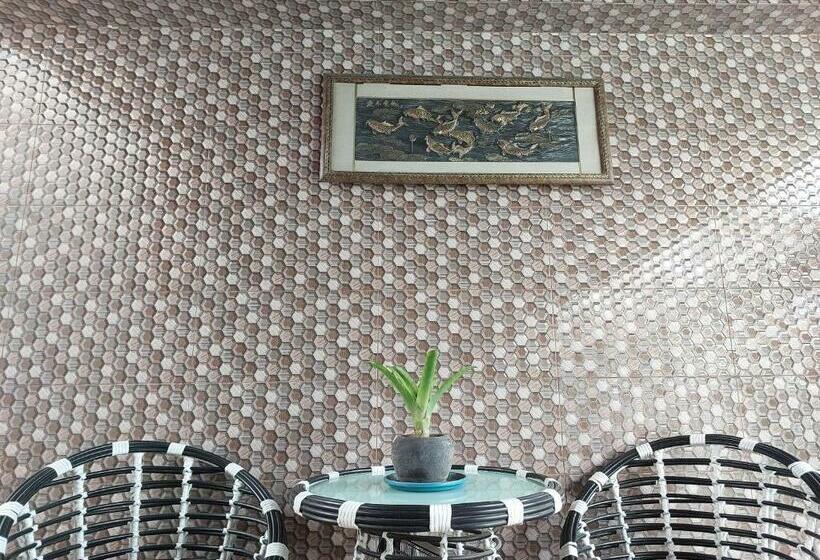 호스텔 Apartelle Near Philippine Arena