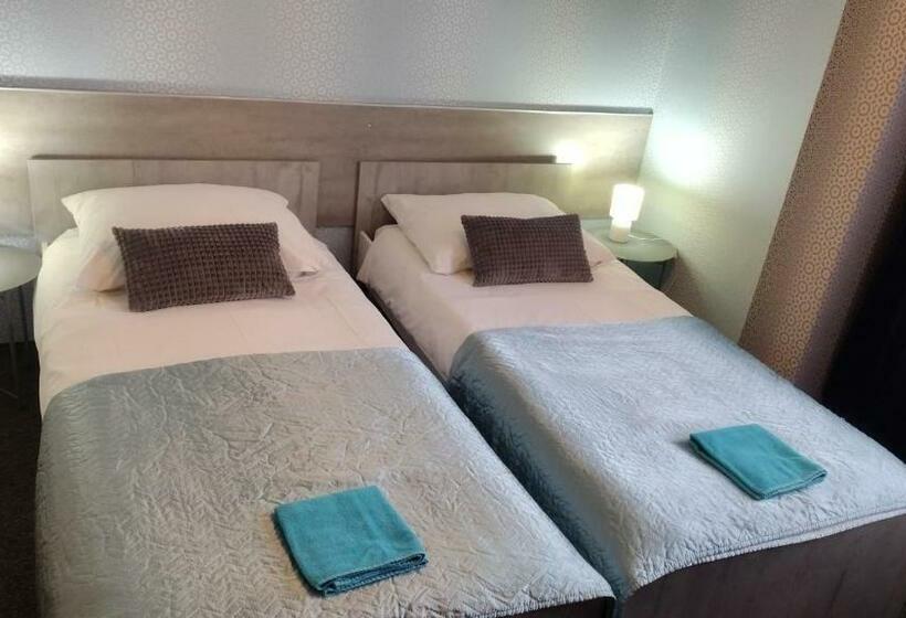 ユースホステル Mona Elbląg Noclegi Centrum