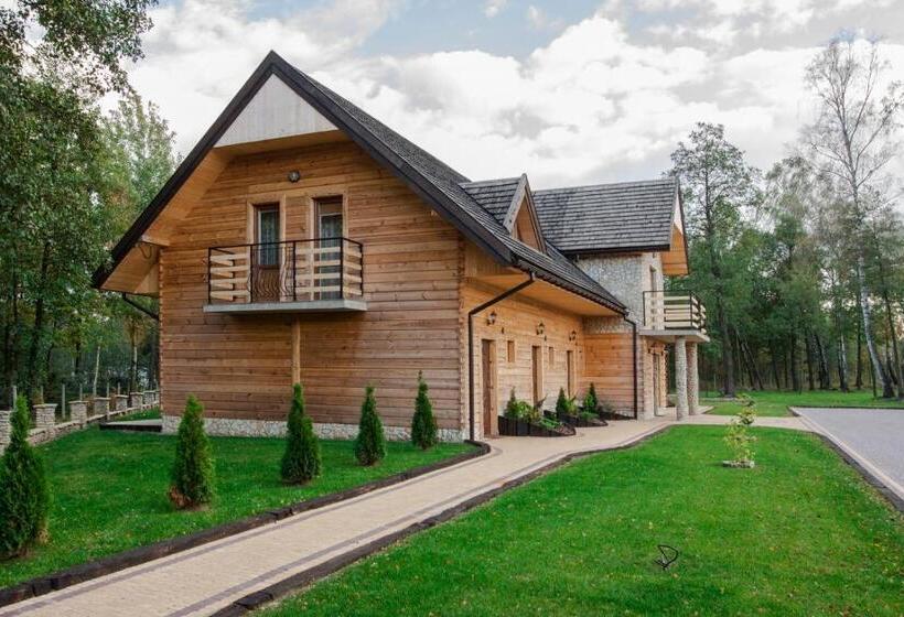 فندق صغير Zajazd Gołębiowski