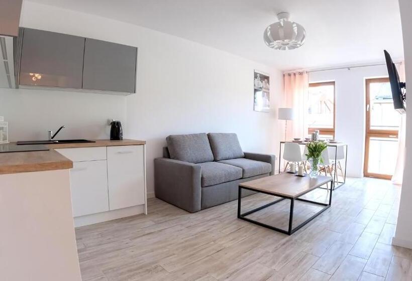 Apartamenty Bałtyckie   Grand Baltic   Wifi, Klimatyzacja, Sala Zabaw, Taras Wypoczynkowy, Centrum U