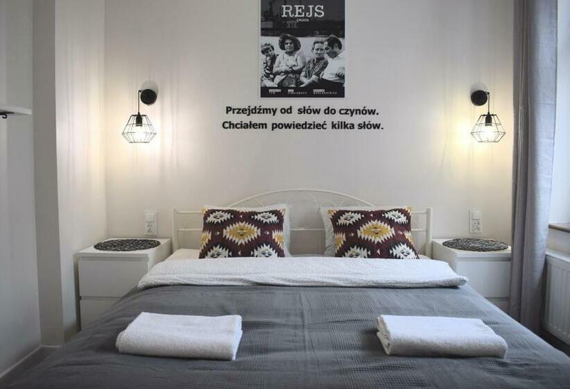 Ground Floor By Rentoom