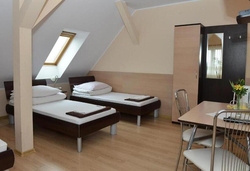 Bed and Breakfast Arkadia Radziejów