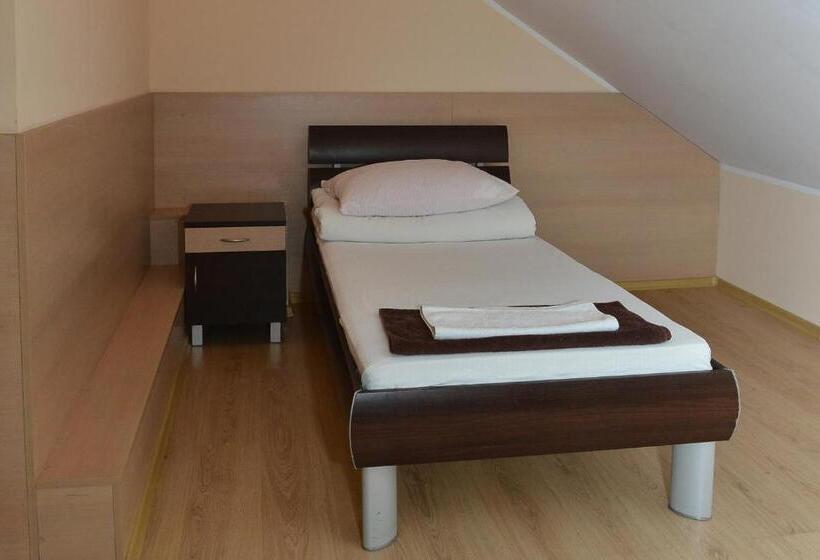 Bed and Breakfast Arkadia Radziejów