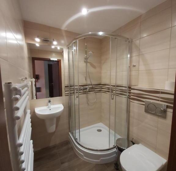 مبيت وإفطار Pensjonat Willa Szarotka