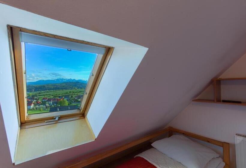 مبيت وإفطار Pensjonat Willa Szarotka